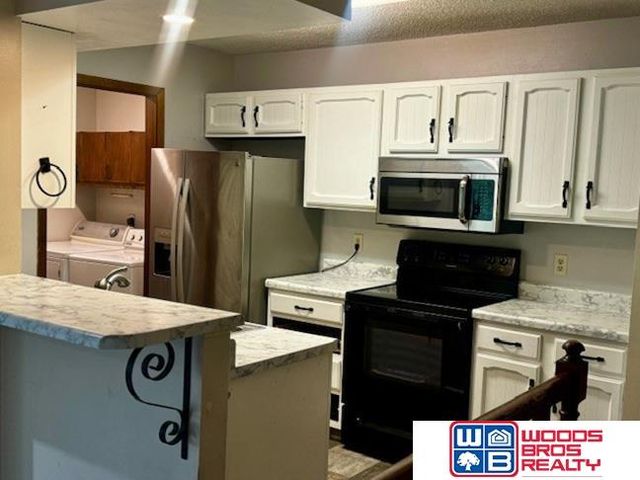 4607 Grassridge Road, Lincoln, NE 68512