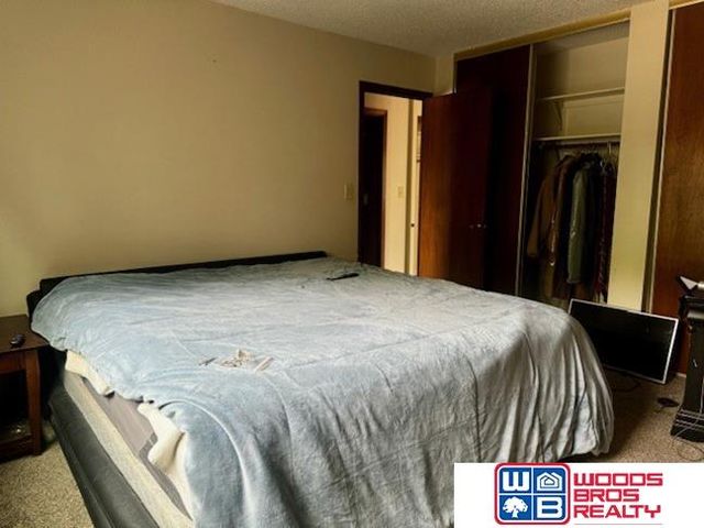 4607 Grassridge Road, Lincoln, NE 68512