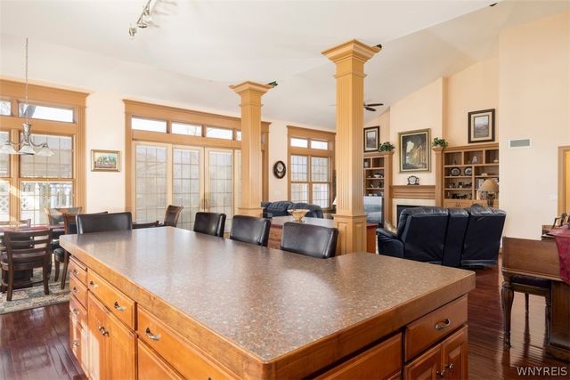 860 Union Road, West Seneca, NY 14224