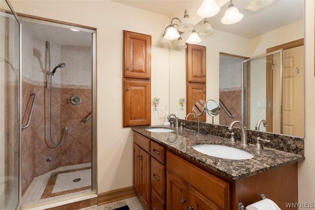 860 Union Road, West Seneca, NY 14224