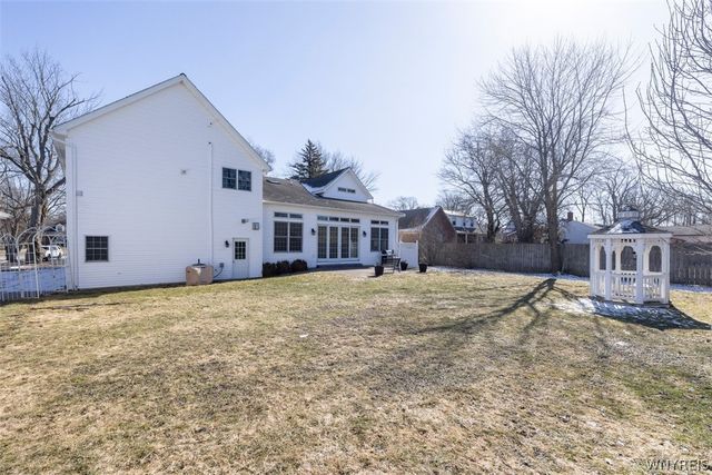 860 Union Road, West Seneca, NY 14224