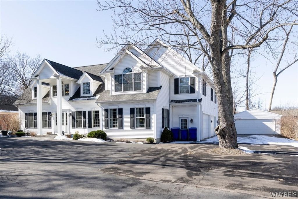 860 Union Road, West Seneca, NY 14224