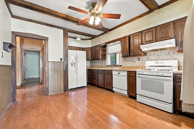 2839 N LUNA Avenue, Chicago, IL 60641