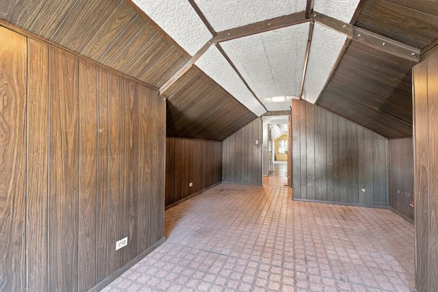 2839 N LUNA Avenue, Chicago, IL 60641