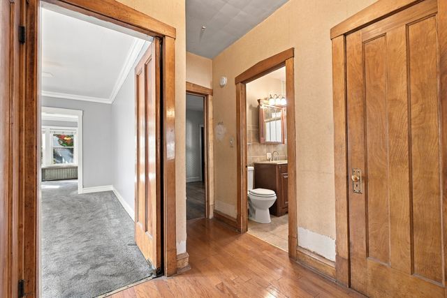 2839 N LUNA Avenue, Chicago, IL 60641