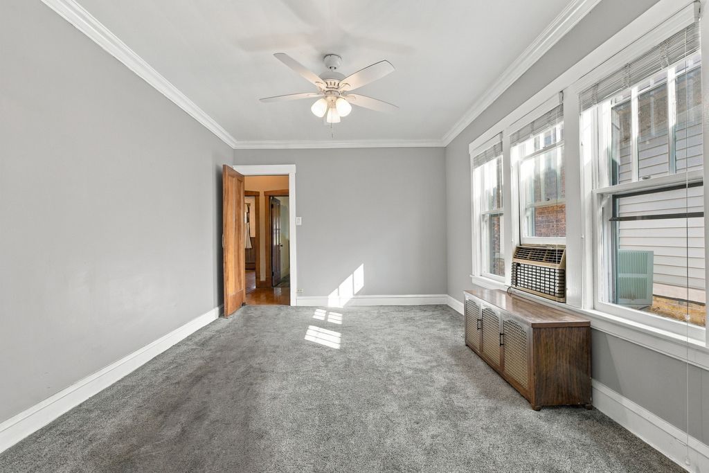 2839 N LUNA Avenue, Chicago, IL 60641 — photo 5