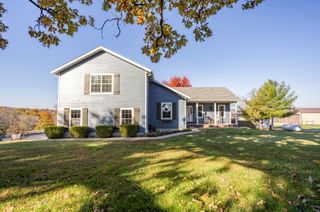 827 Quarry Road, Sparta, MO 65753