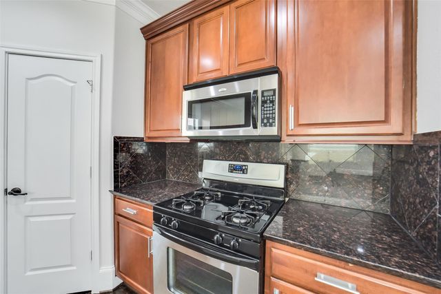 1335 Studer Street, Houston, TX 77007