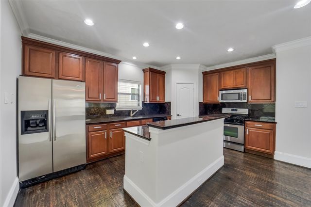 1335 Studer Street, Houston, TX 77007