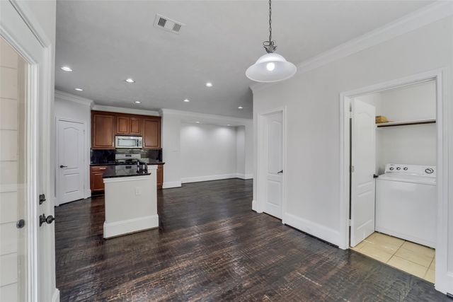 1335 Studer Street, Houston, TX 77007