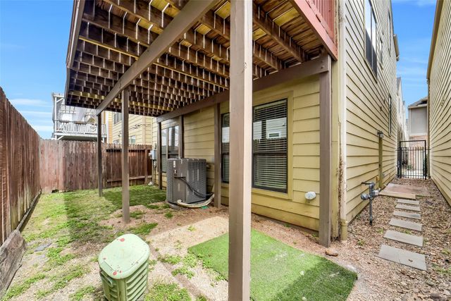 1335 Studer Street, Houston, TX 77007