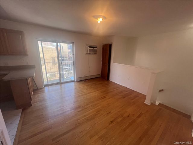 2312 32nd Street, Astoria, NY 11105