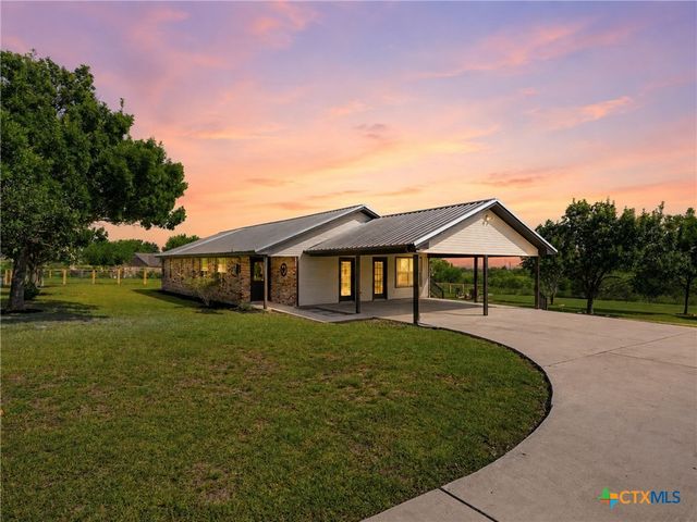 913 Ridge Drive, San Marcos, TX 78666