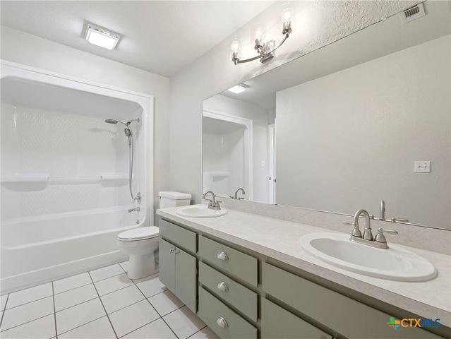 913 Ridge Drive, San Marcos, TX 78666
