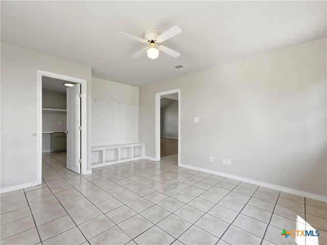 913 Ridge Drive, San Marcos, TX 78666