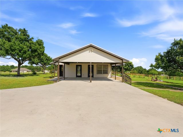 913 Ridge Drive, San Marcos, TX 78666