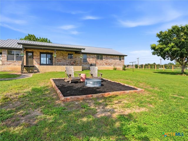 913 Ridge Drive, San Marcos, TX 78666