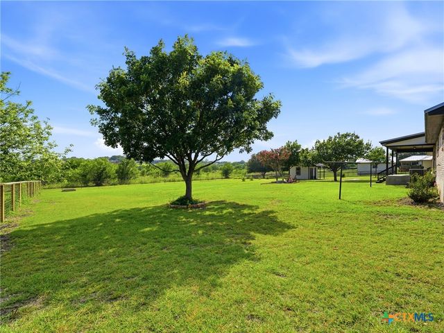 913 Ridge Drive, San Marcos, TX 78666