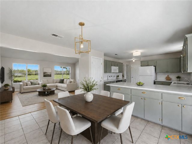 913 Ridge Drive, San Marcos, TX 78666