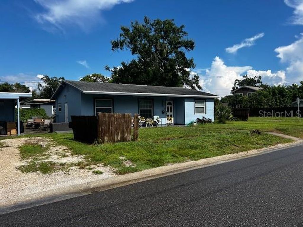 250 52ND STREET S, St Petersburg, FL 33707