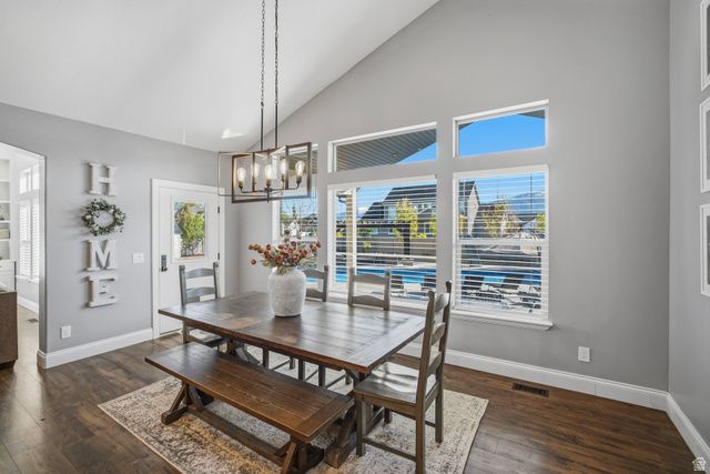698 N FARMLAND DR, Kaysville, UT 84037