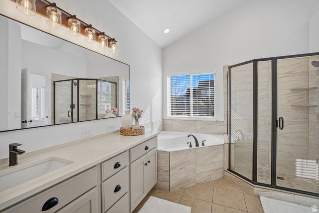698 N FARMLAND DR, Kaysville, UT 84037