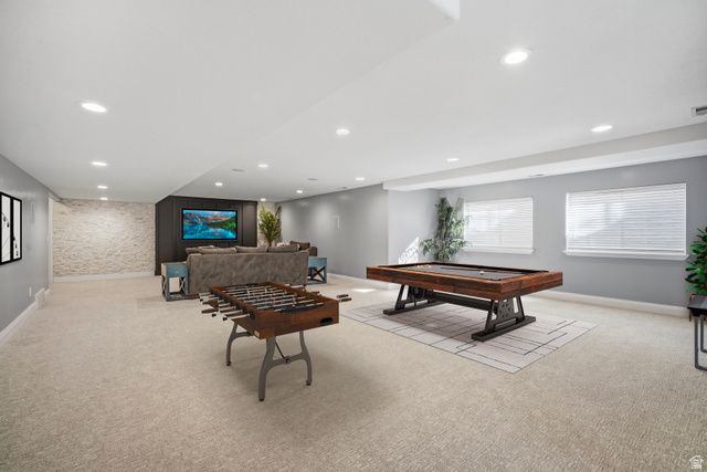 698 N FARMLAND DR, Kaysville, UT 84037