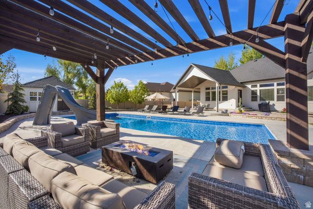 698 N FARMLAND DR, Kaysville, UT 84037