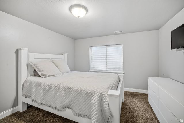 698 N FARMLAND DR, Kaysville, UT 84037