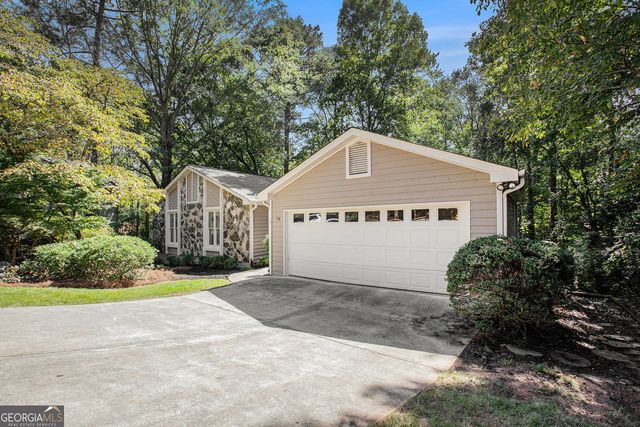 70 Foal Drive, Roswell, GA 30076