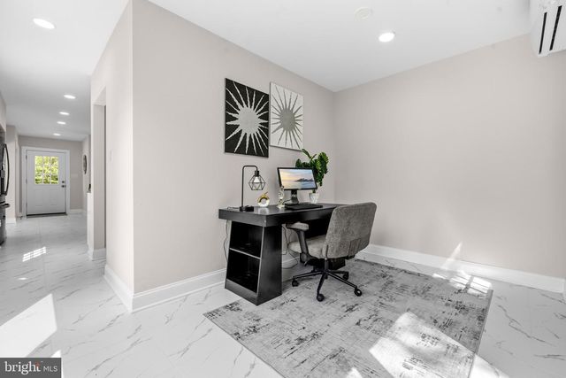9416 HOLBROOK LN, Rockville, MD 20854