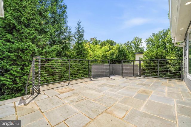 9416 HOLBROOK LN, Rockville, MD 20854