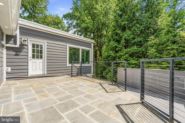 9416 HOLBROOK LN, Rockville, MD 20854
