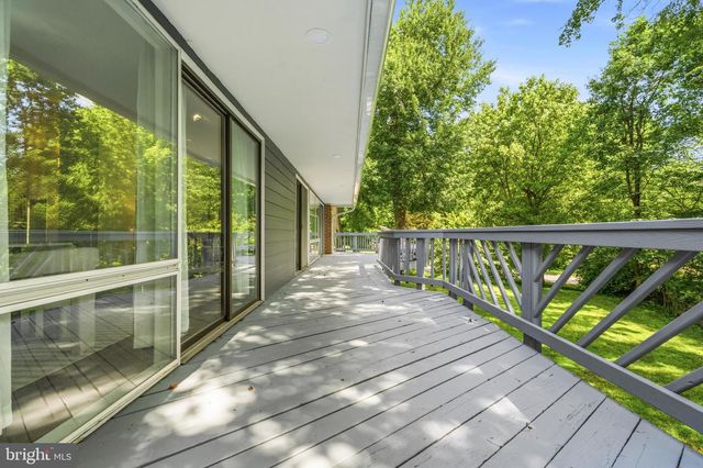 9416 HOLBROOK LN, Rockville, MD 20854