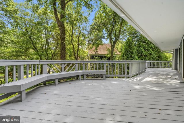 9416 HOLBROOK LN, Rockville, MD 20854
