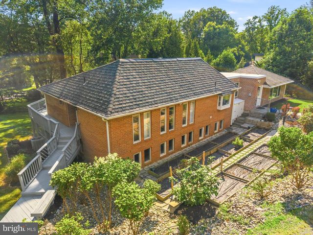 9416 HOLBROOK LN, Rockville, MD 20854
