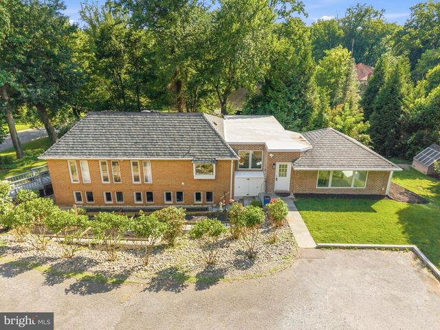 9416 HOLBROOK LN, Rockville, MD 20854