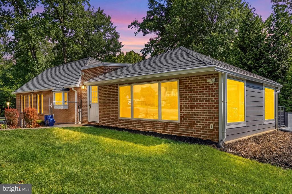 9416 HOLBROOK LN, Rockville, MD 20854