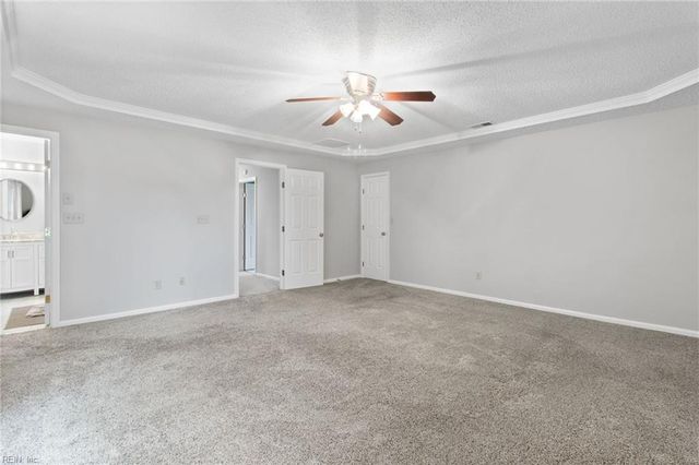 2040 Aloma DR, Virginia Beach, VA 23453