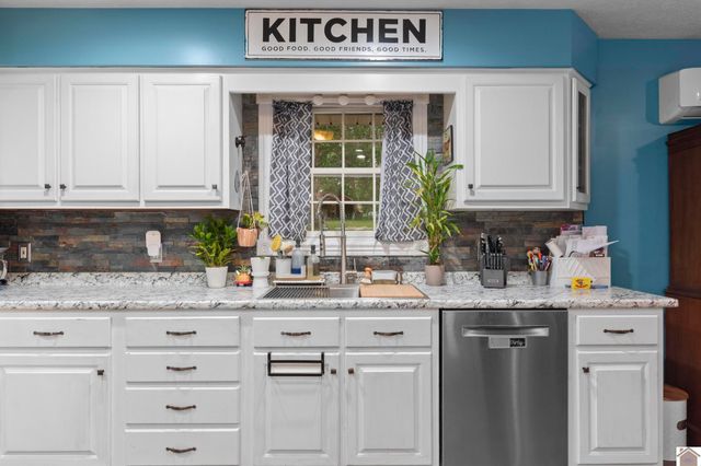 1186 Hale Springs Road, Benton, KY 42025