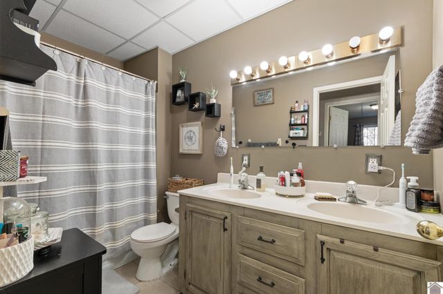 1186 Hale Springs Road, Benton, KY 42025