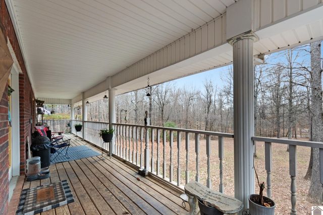 1186 Hale Springs Road, Benton, KY 42025