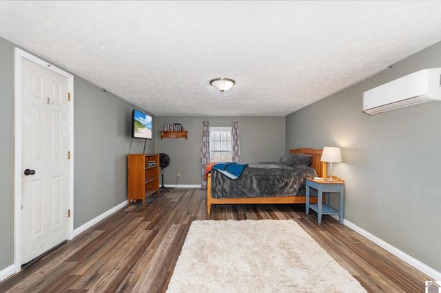 1186 Hale Springs Road, Benton, KY 42025