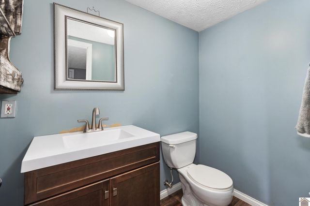 1186 Hale Springs Road, Benton, KY 42025