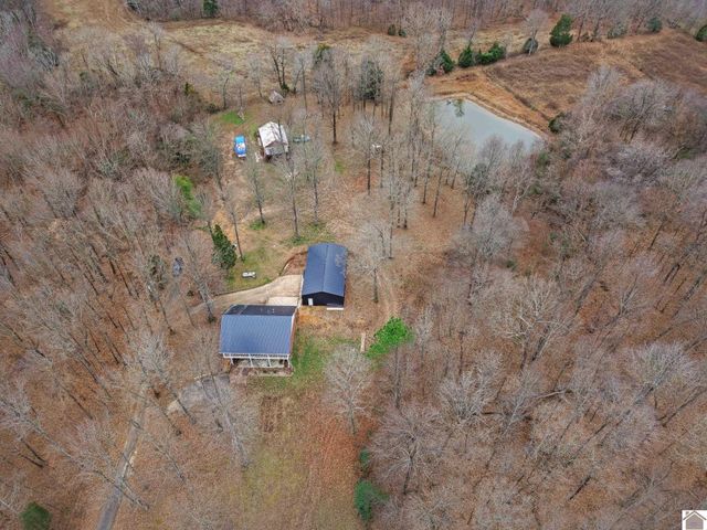 1186 Hale Springs Road, Benton, KY 42025