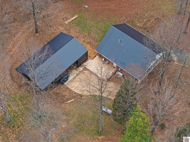 1186 Hale Springs Road, Benton, KY 42025