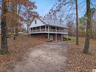 1186 Hale Springs Road, Benton, KY 42025