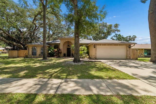 3602 ARLINGTON OAKS COURT, Tampa, FL 33618