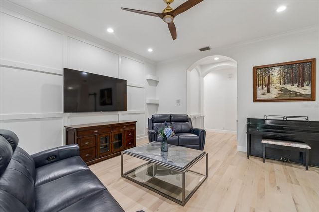 3602 ARLINGTON OAKS COURT, Tampa, FL 33618