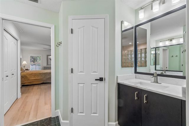 3602 ARLINGTON OAKS COURT, Tampa, FL 33618